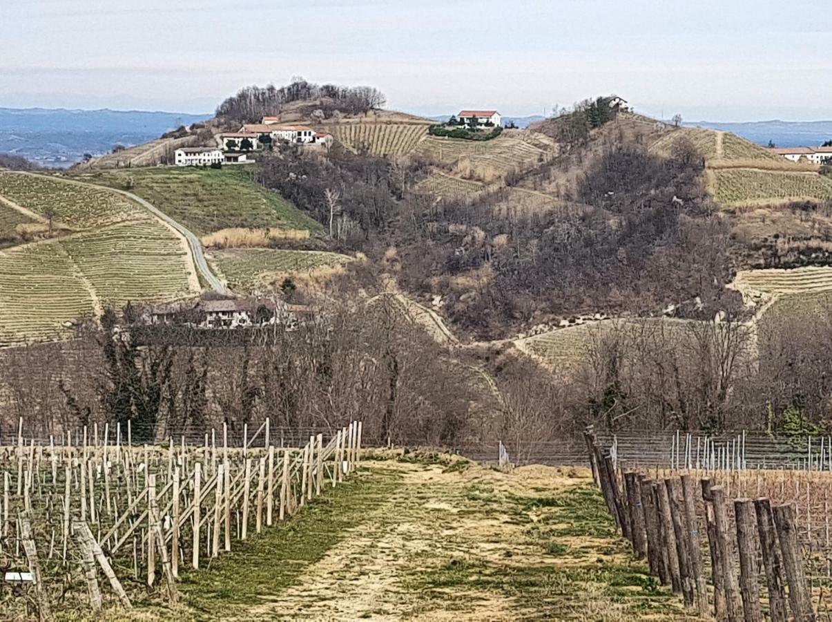 Bed And Breakfast Val D'Oche Castel Boglione Exterior photo